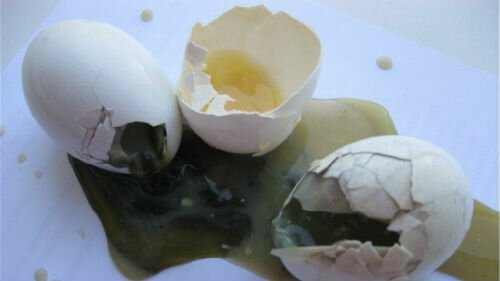 к чему снятся тухлые яйца